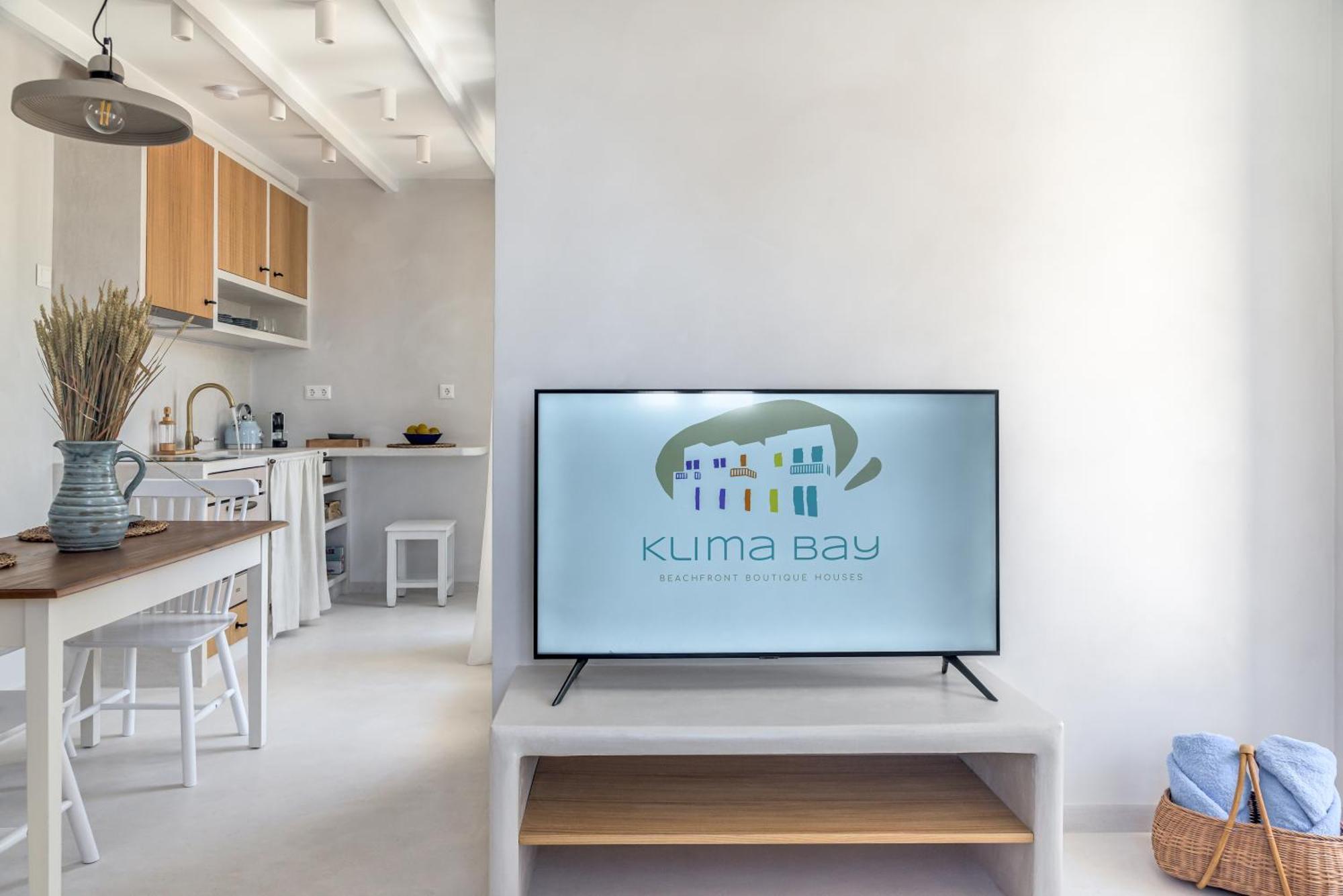 Klima Bay Beachfront Boutique Houses Room photo