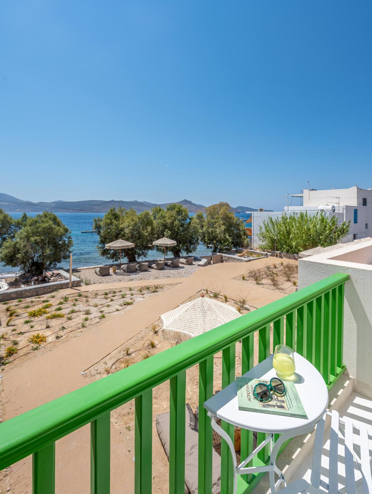 Klima Bay Beachfront Boutique Houses Room photo