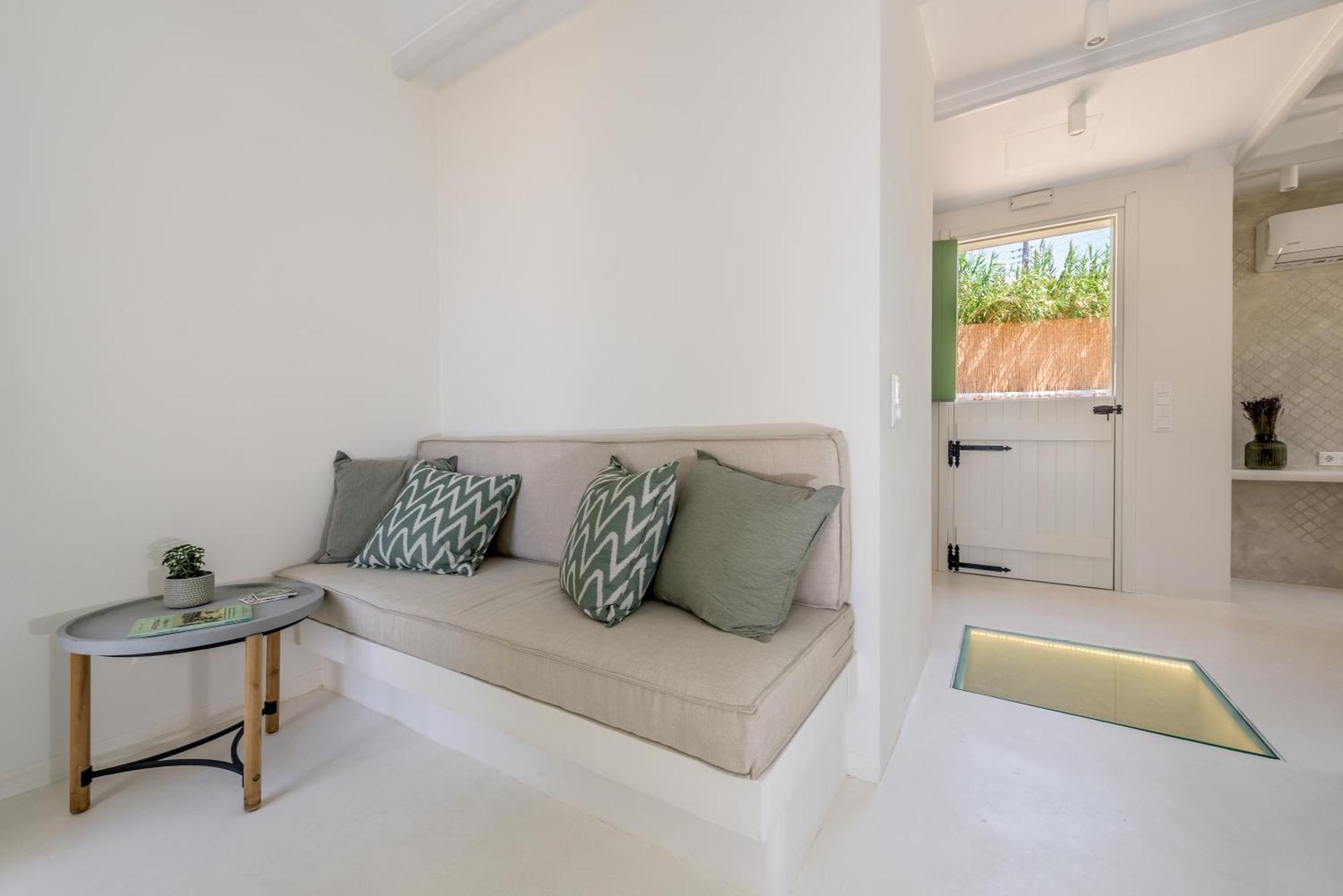 Klima Bay Beachfront Boutique Houses Room photo