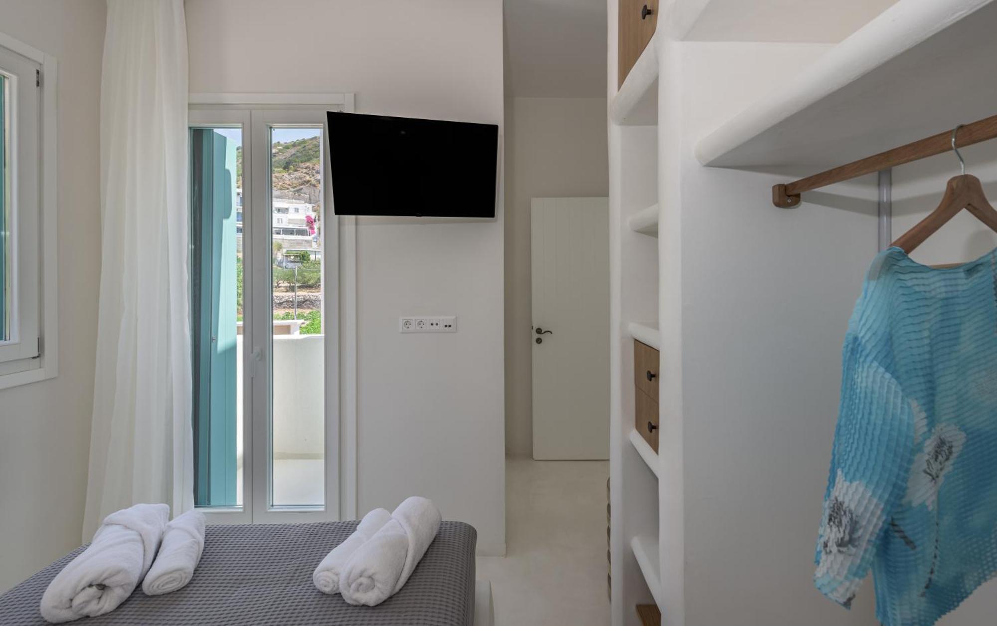 Klima Bay Beachfront Boutique Houses Room photo
