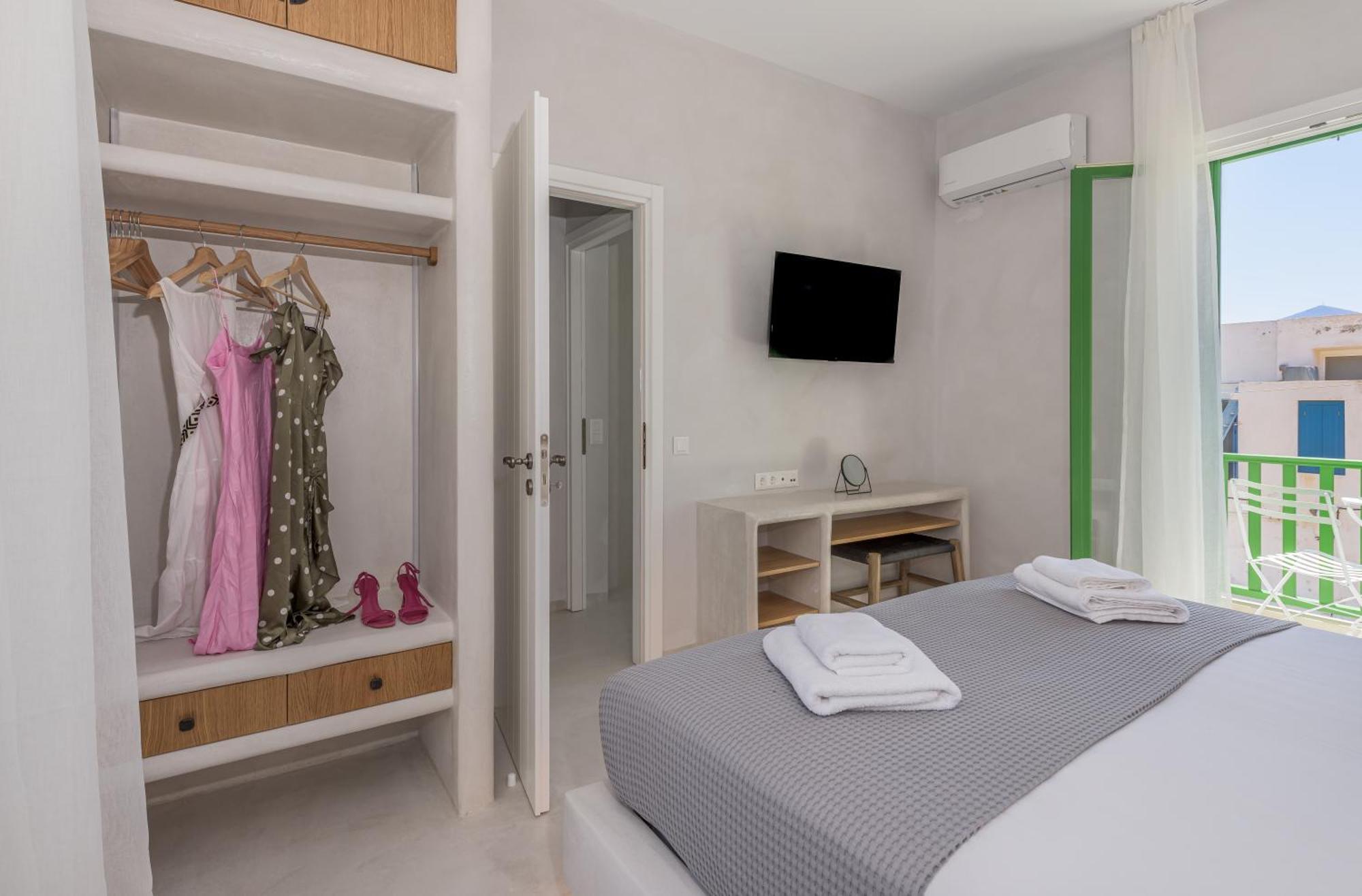 Klima Bay Beachfront Boutique Houses Room photo